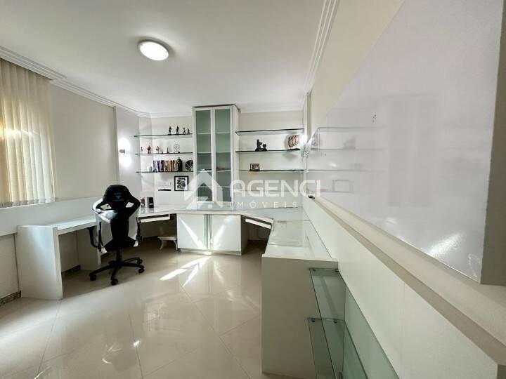 Casa, Paquetá, 4 Quartos, 0 Vaga, 1 Suíte