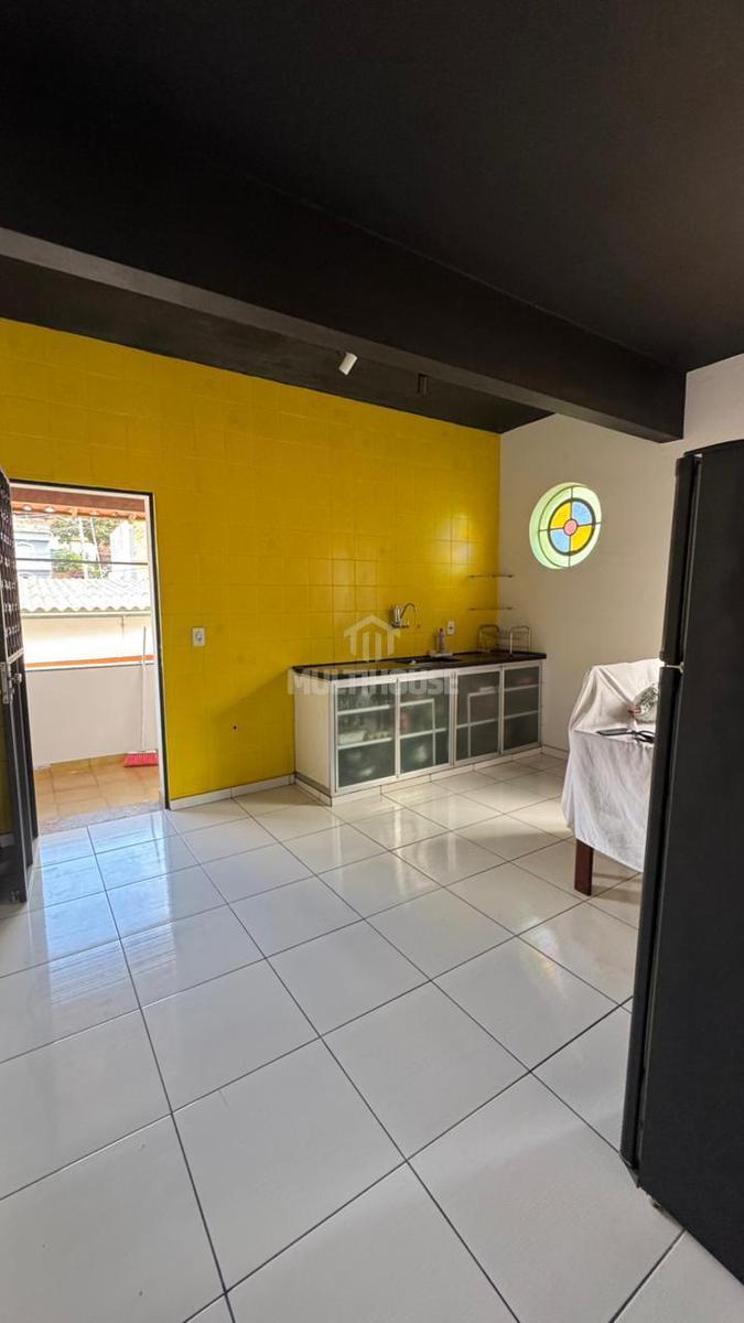 Casa, Planalto, 3 Quartos, 1 Vaga, 1 Suíte