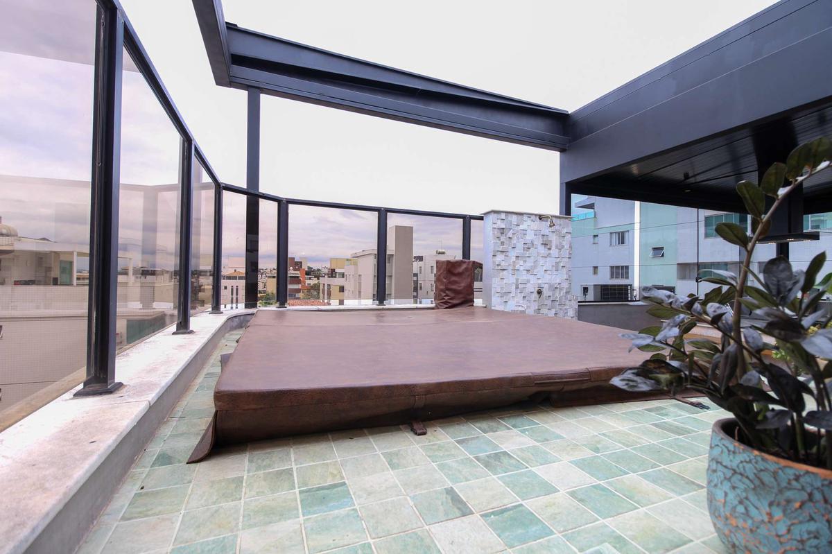 Apartamento, Castelo, 4 Quartos, 4 Vagas, 1 Suíte