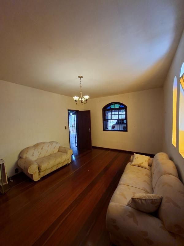 Casa, Santa Rosa, 5 Quartos, 3 Vagas, 1 Suíte