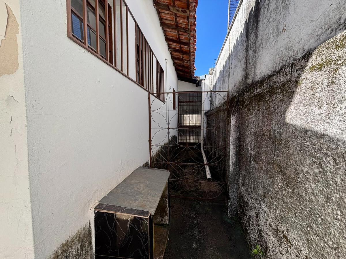 Casa, São José, 4 Quartos, 6 Vagas, 1 Suíte