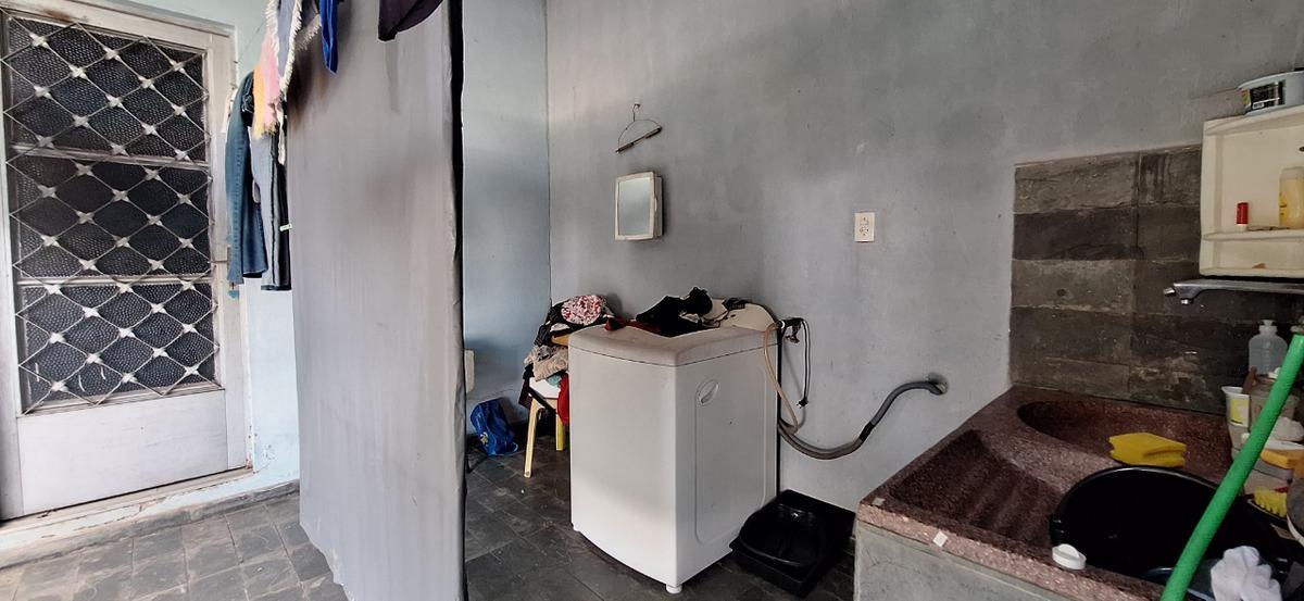 Casa, Sagrada Família, 1 Quarto, 4 Vagas