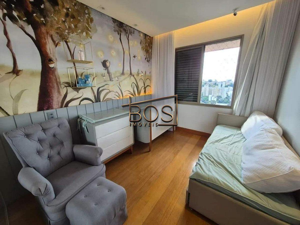 Cobertura, Luxemburgo, 4 Quartos, 3 Vagas, 1 Suíte