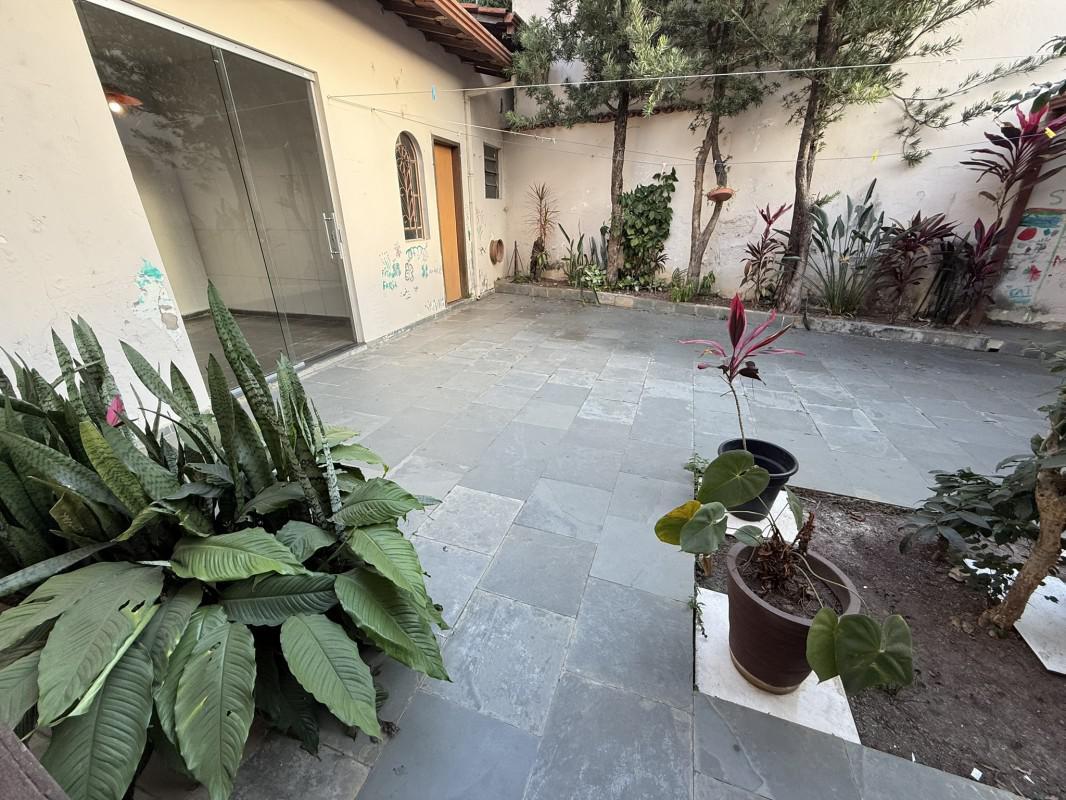 Casa, Filadélfia, 4 Quartos, 2 Vagas, 2 Suítes