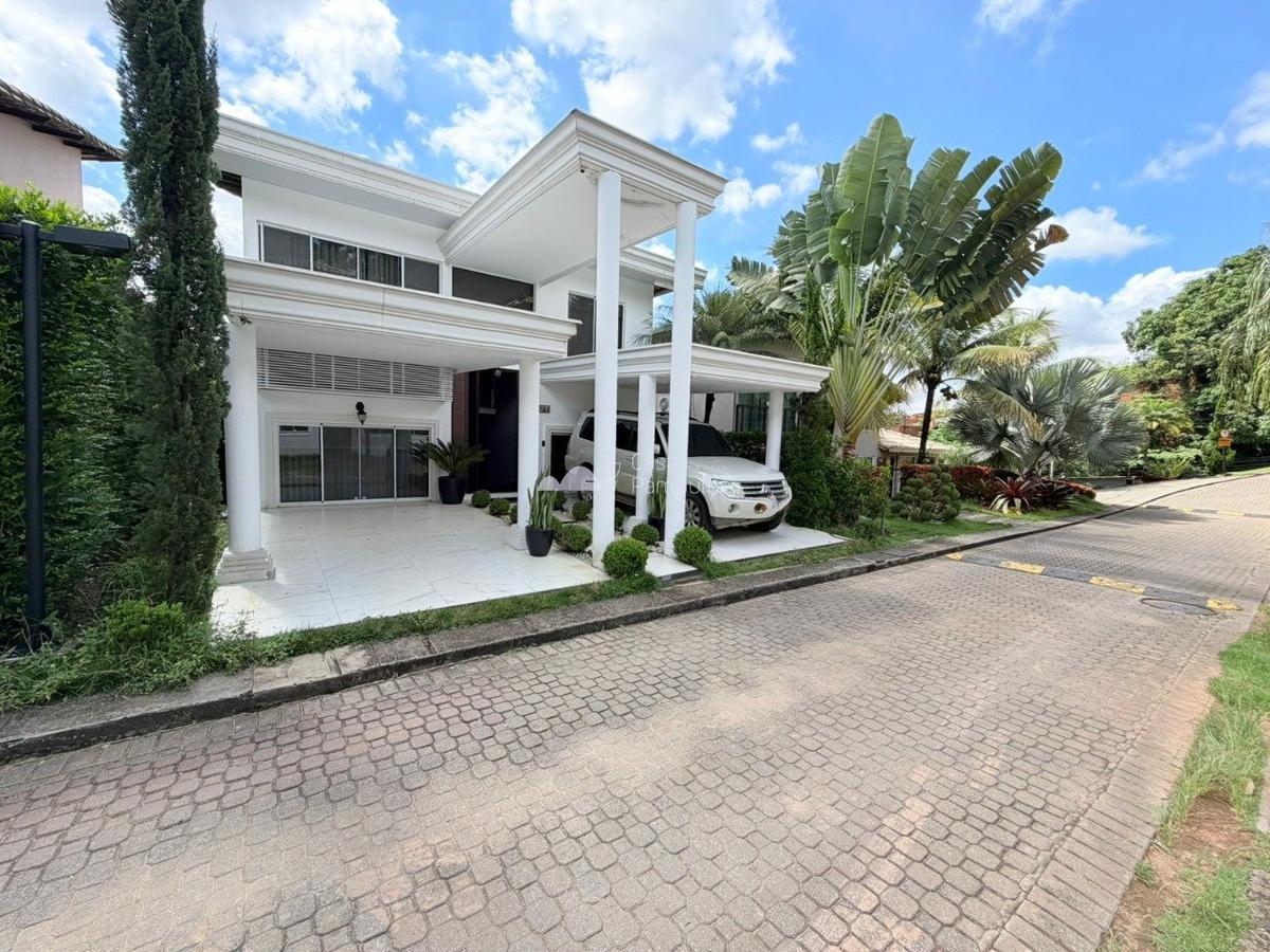 Casa, Trevo, 4 Quartos, 2 Vagas, 2 Suítes