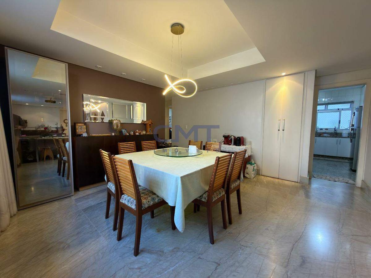 Apartamento, Funcionários, 4 Quartos, 2 Vagas, 2 Suítes