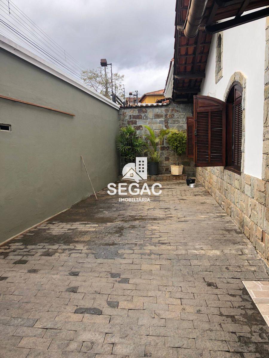 Casa, Havaí, 6 Quartos, 3 Vagas, 1 Suíte