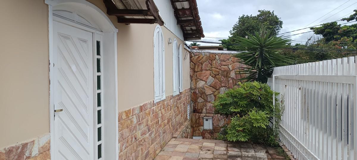 Casa, Planalto, 4 Quartos, 2 Vagas, 2 Suítes