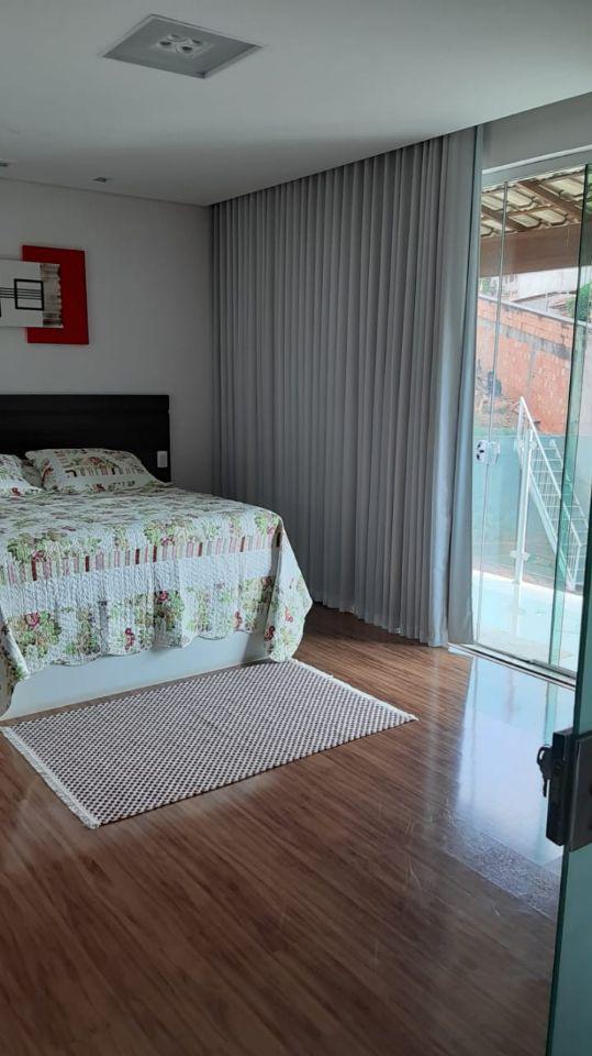 Casa, Milanez, 4 Quartos, 6 Vagas, 1 Suíte