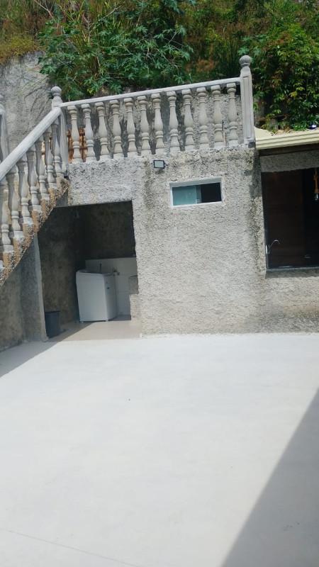 Casa, Tropical, 3 Quartos, 5 Vagas, 1 Suíte