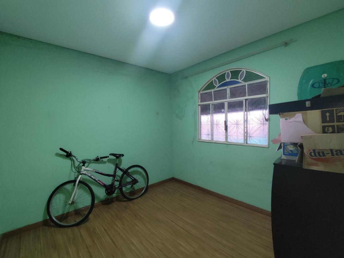 Casa, Palmeiras, 3 Quartos, 6 Vagas, 1 Suíte