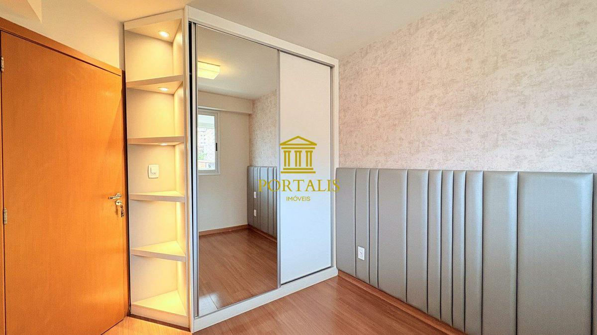 Apartamento, Sagrada Família, 3 Quartos, 2 Vagas, 1 Suíte