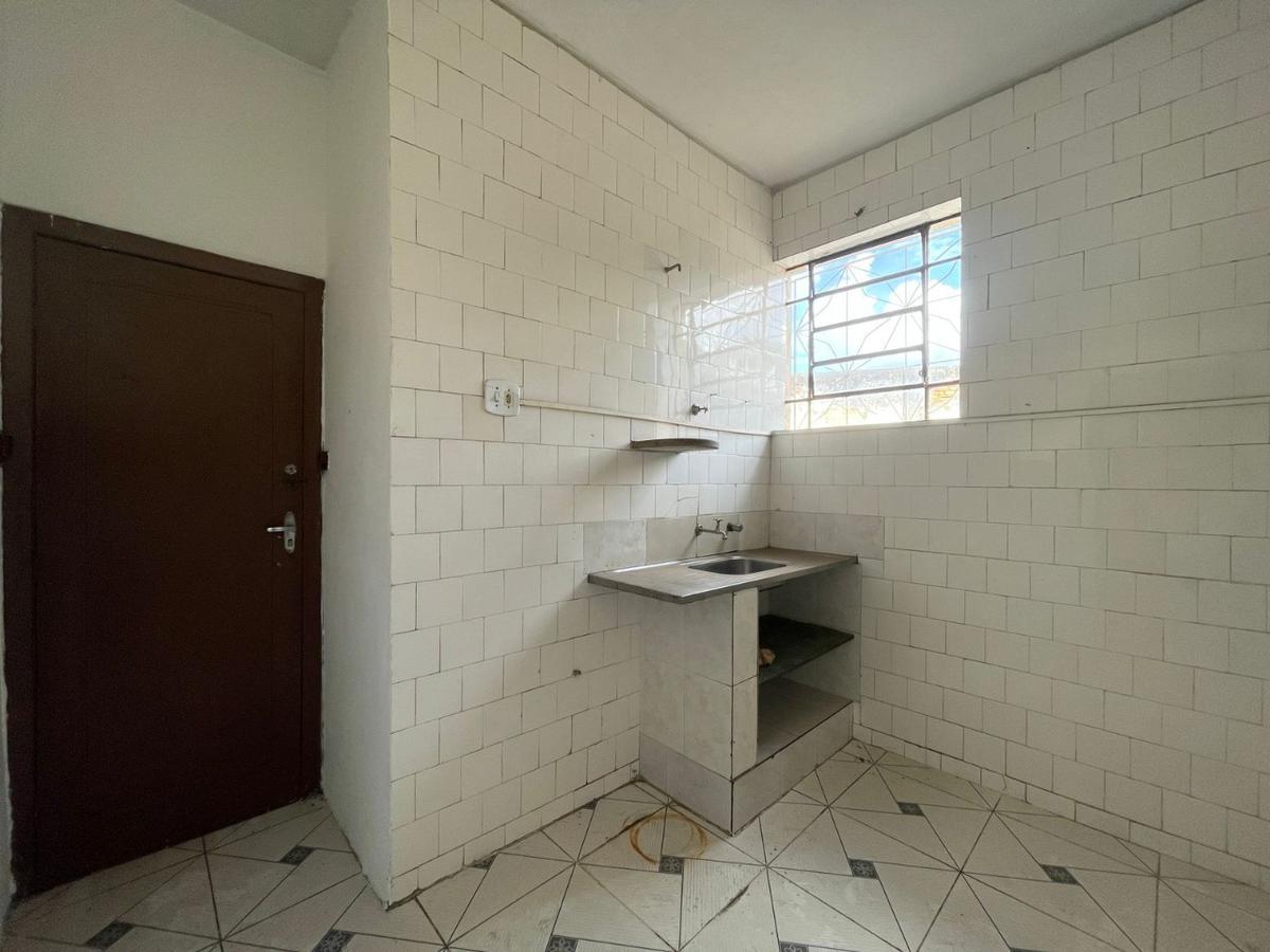 Prédio, Sagrada Família, 3 Quartos, 0 Vaga