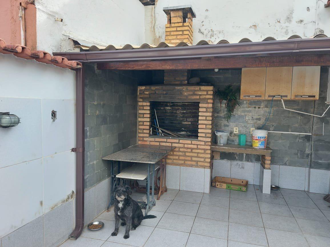 Casa, Nova Floresta, 6 Quartos, 3 Vagas, 4 Suítes