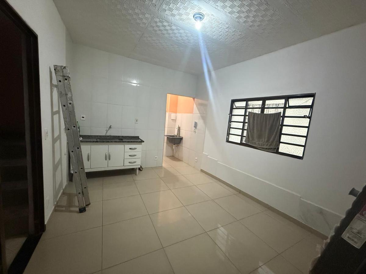 Casa, Renascença, 1 Quarto, 0 Vaga, 1 Suíte