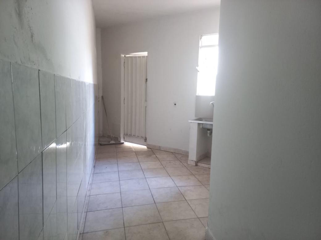 Casa Comercial, Floresta, 1 Quarto