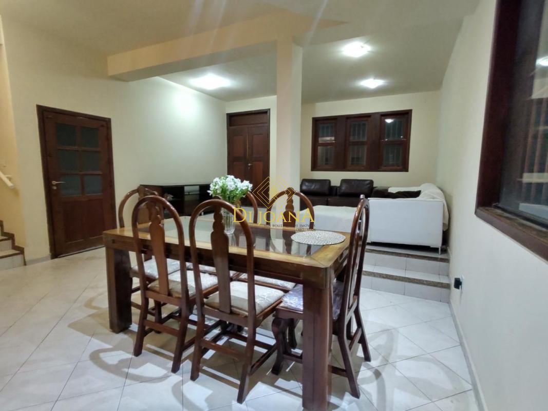 Casa, Ingá Alto, 4 Quartos, 2 Vagas, 1 Suíte