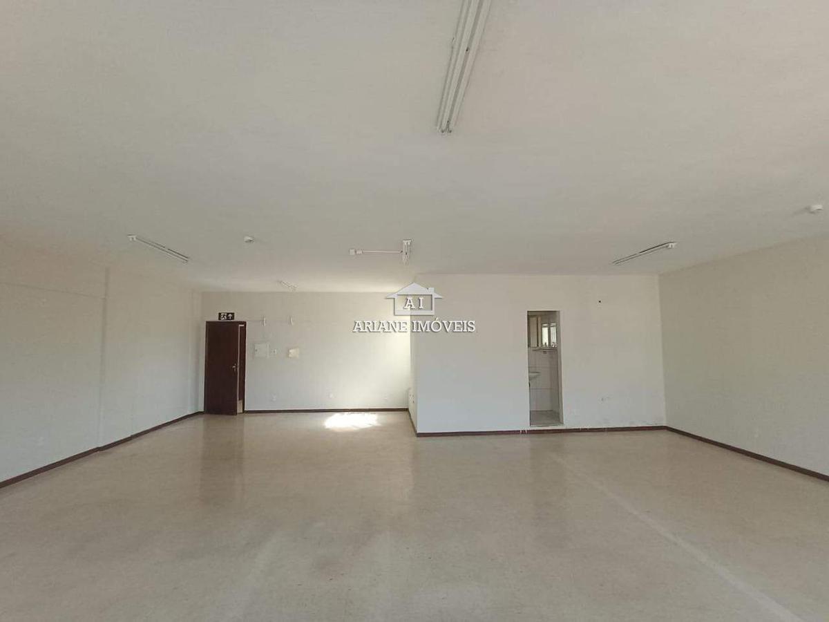 Sala, Centro, 0 Quarto, 0 Vaga