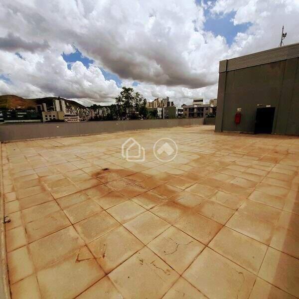 Sala, Estoril, 59 Vagas