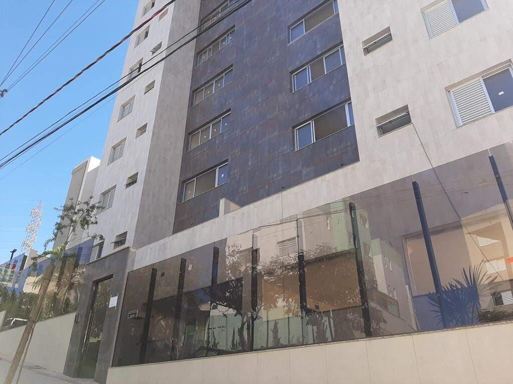 Cobertura, Buritis, 2 Quartos, 2 Vagas, 1 Suíte