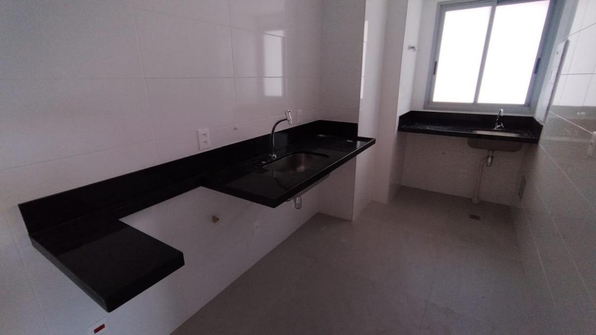 Apartamento, Sagrada Família, 3 Quartos, 2 Vagas, 1 Suíte