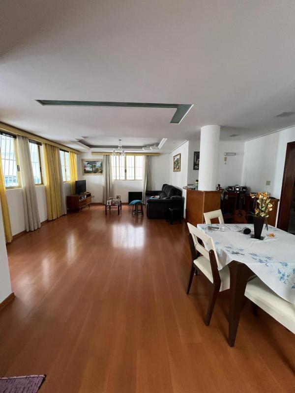 Casa, Central Parque, 4 Quartos, 0 Vaga, 1 Suíte