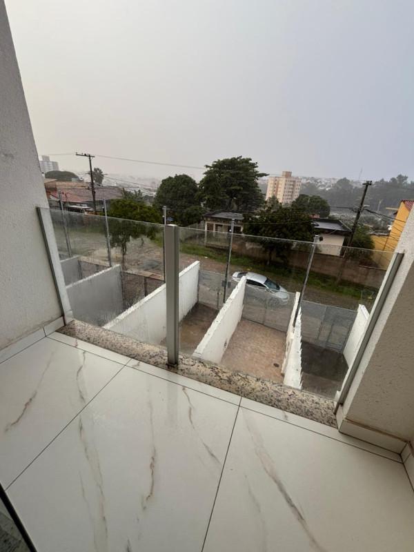 Casa, Santa Branca, 2 Quartos, 2 Vagas, 2 Suítes