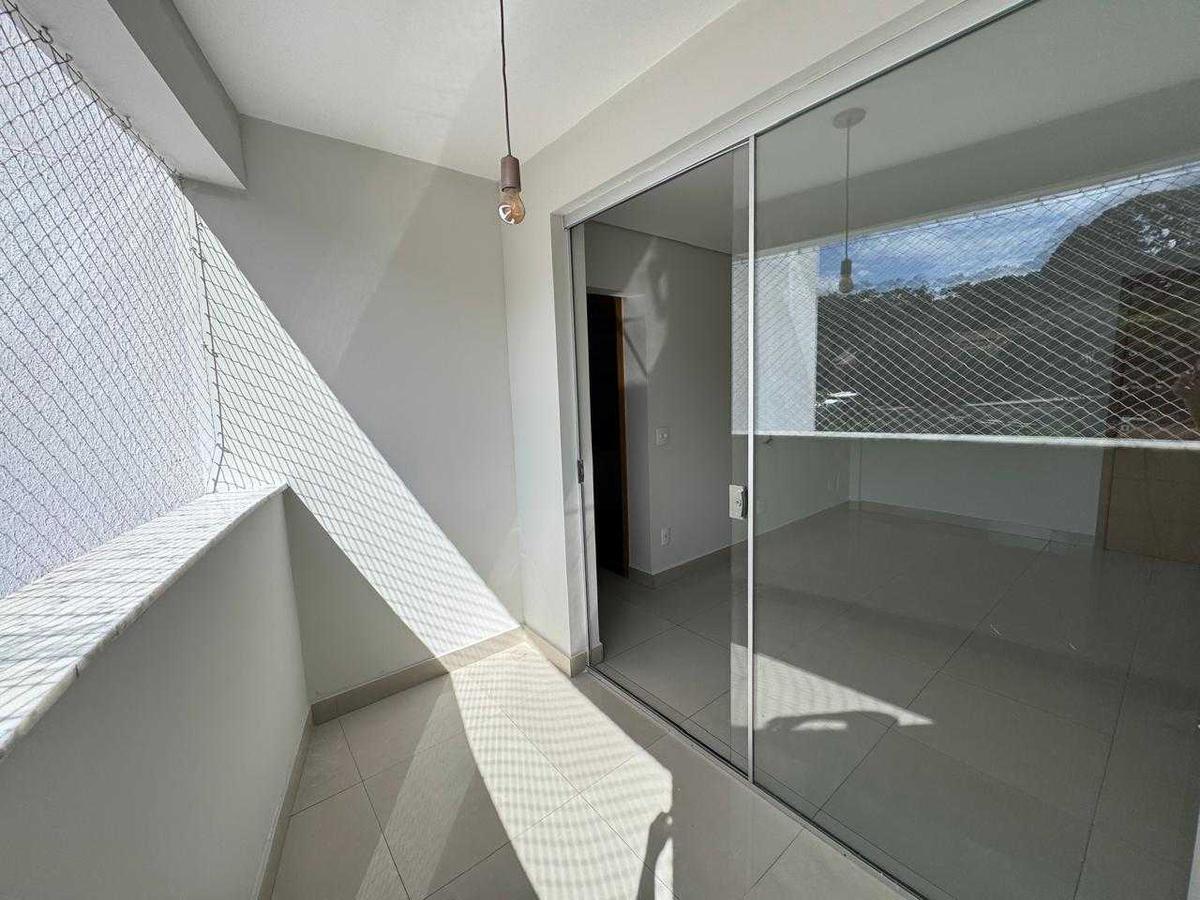 Apartamento, Serrano, 3 Quartos, 2 Vagas, 1 Suíte