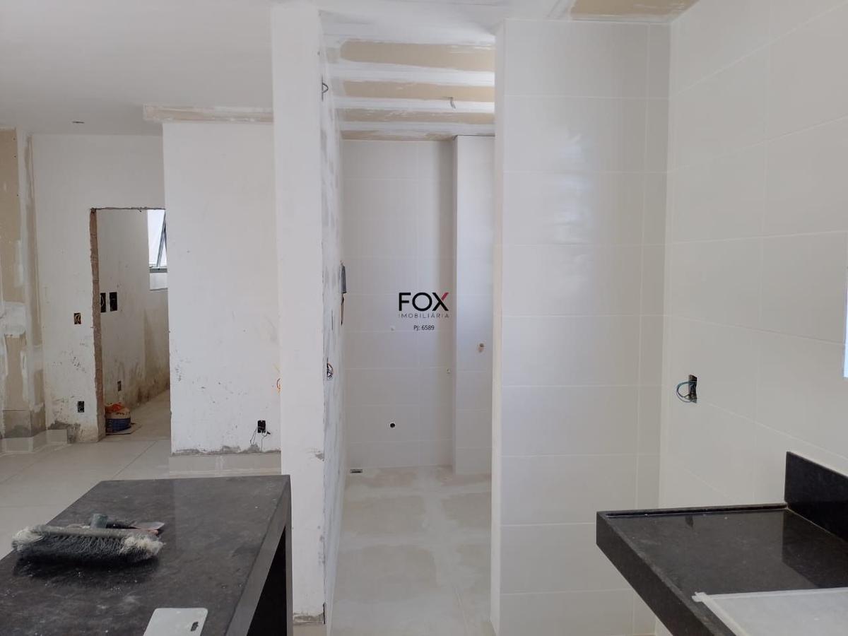 Cobertura, Alto Barroca, 2 Quartos, 2 Vagas, 1 Suíte