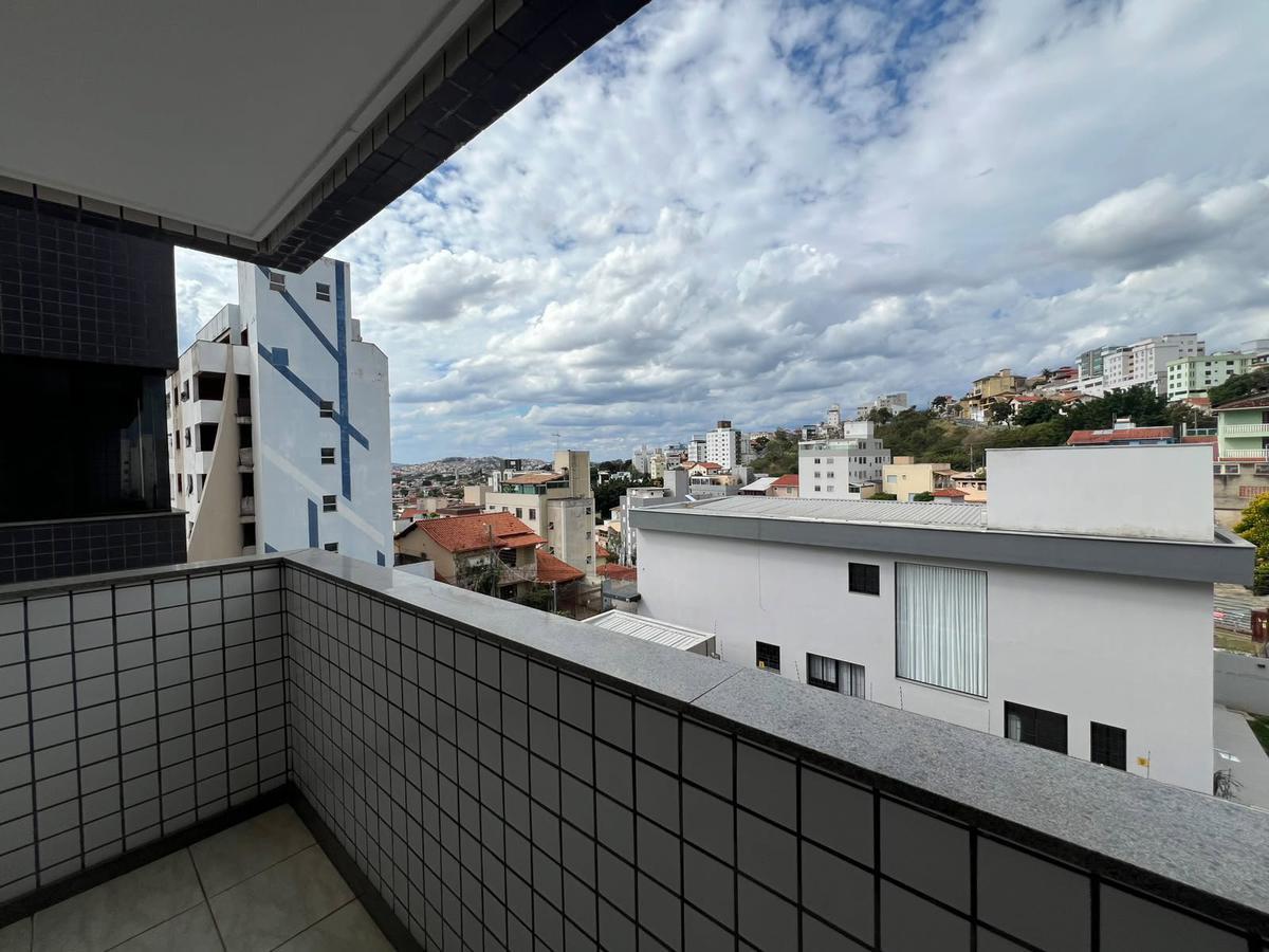 Cobertura, Fernão Dias, 4 Quartos, 4 Vagas, 2 Suítes