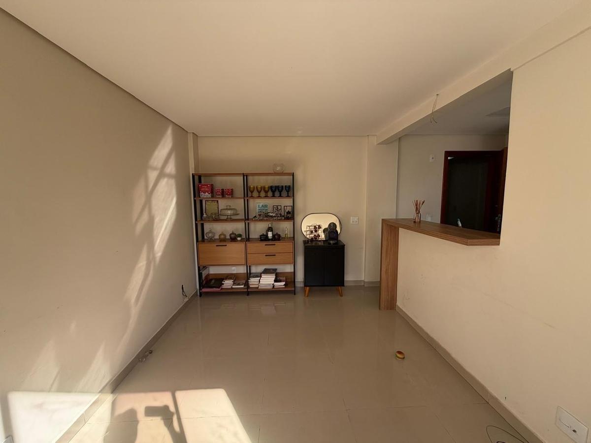 Apartamento, Chácaras Califórnia, 2 Quartos, 1 Vaga