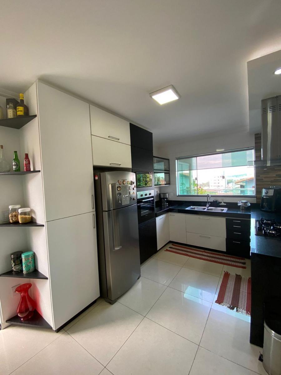 Casa, Novo Glória, 4 Quartos, 5 Vagas, 1 Suíte
