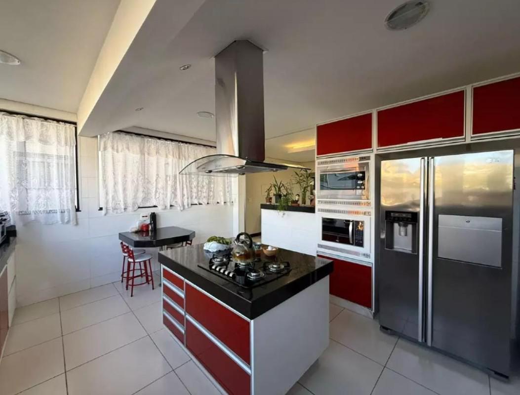 Casa, Diamante, 5 Quartos, 3 Vagas, 1 Suíte