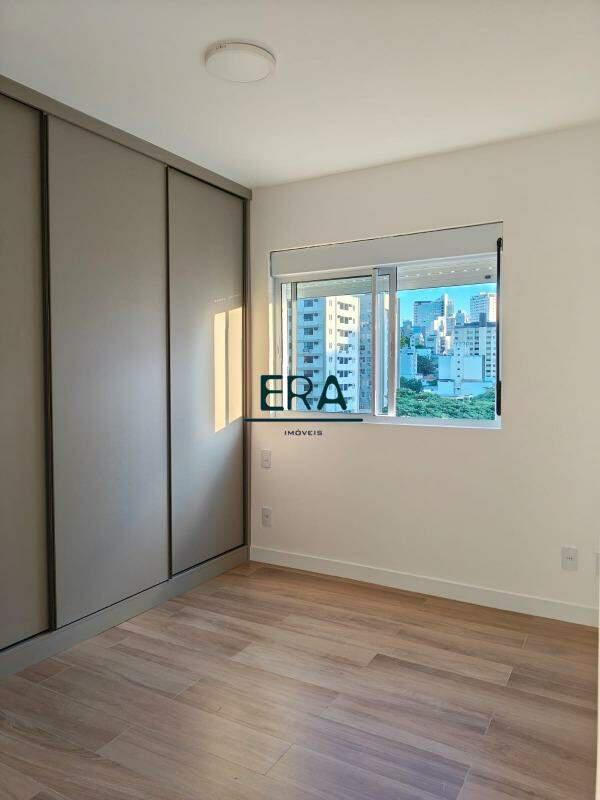 Apartamento, Funcionários, 2 Quartos, 2 Vagas, 1 Suíte