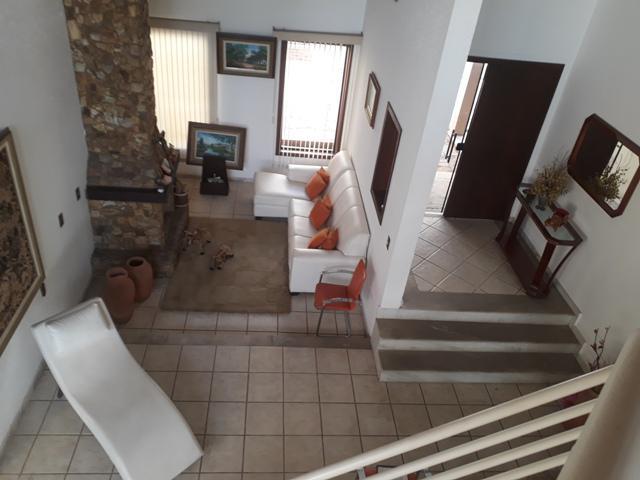 Casa, Trevo, 4 Quartos, 6 Vagas, 4 Suítes