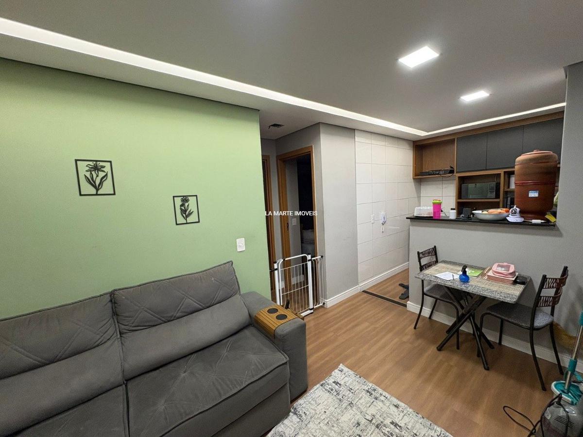 Apartamento, Três Barras, 2 Quartos, 1 Vaga