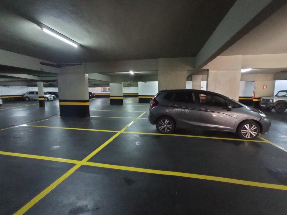 Sala, Centro, 0 Quarto, 1 Vaga