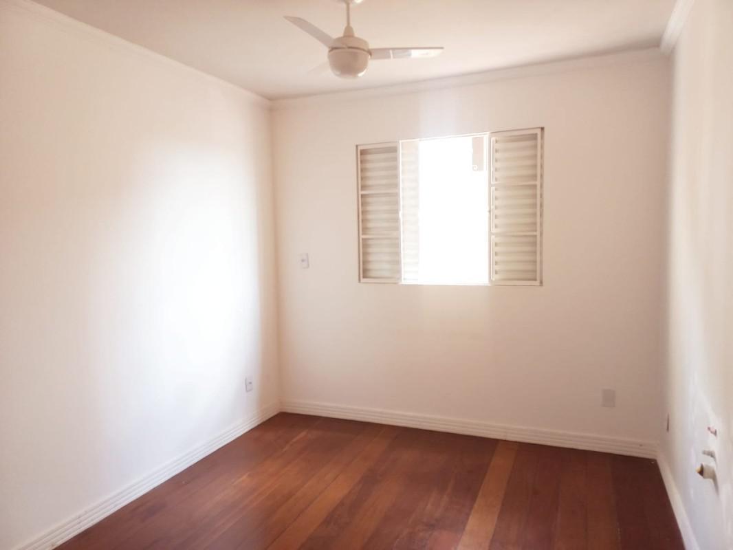 Casa, Planalto, 3 Quartos, 3 Vagas, 1 Suíte
