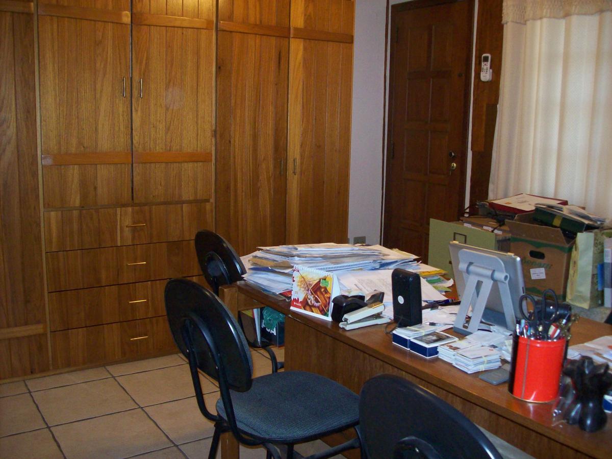 Casa, Planalto, 4 Quartos, 4 Vagas, 1 Suíte