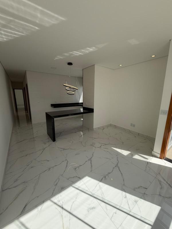 Casa, Novo Centro, 3 Quartos, 2 Vagas, 1 Suíte