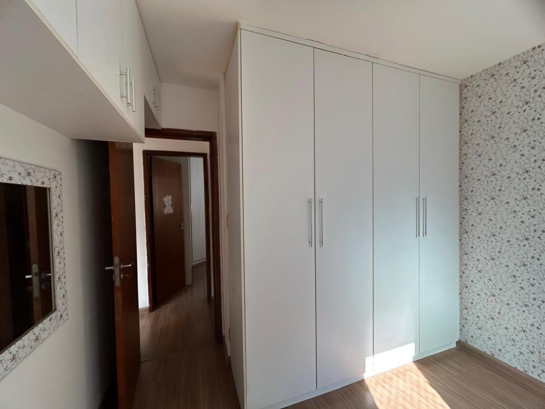 Apartamento, Carlos Prates, 2 Quartos, 1 Vaga