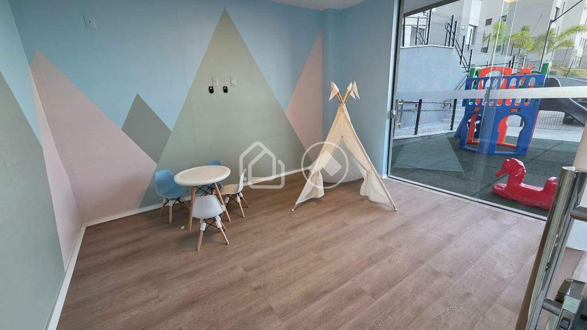 Apartamento, Estoril, 2 Quartos, 1 Vaga, 1 Suíte
