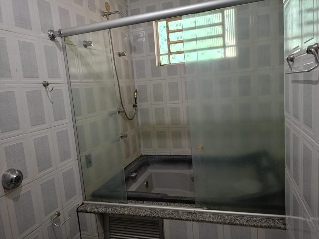 Fazenda, Ravena, 4 Quartos, 4 Vagas, 1 Suíte