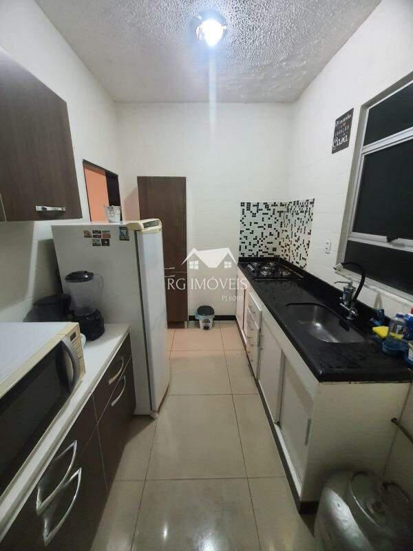 Casa, Flávio de Oliveira (barreiro), 1 Quarto, 1 Vaga