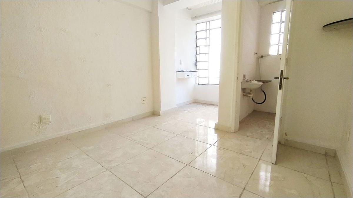 Sala, Centro