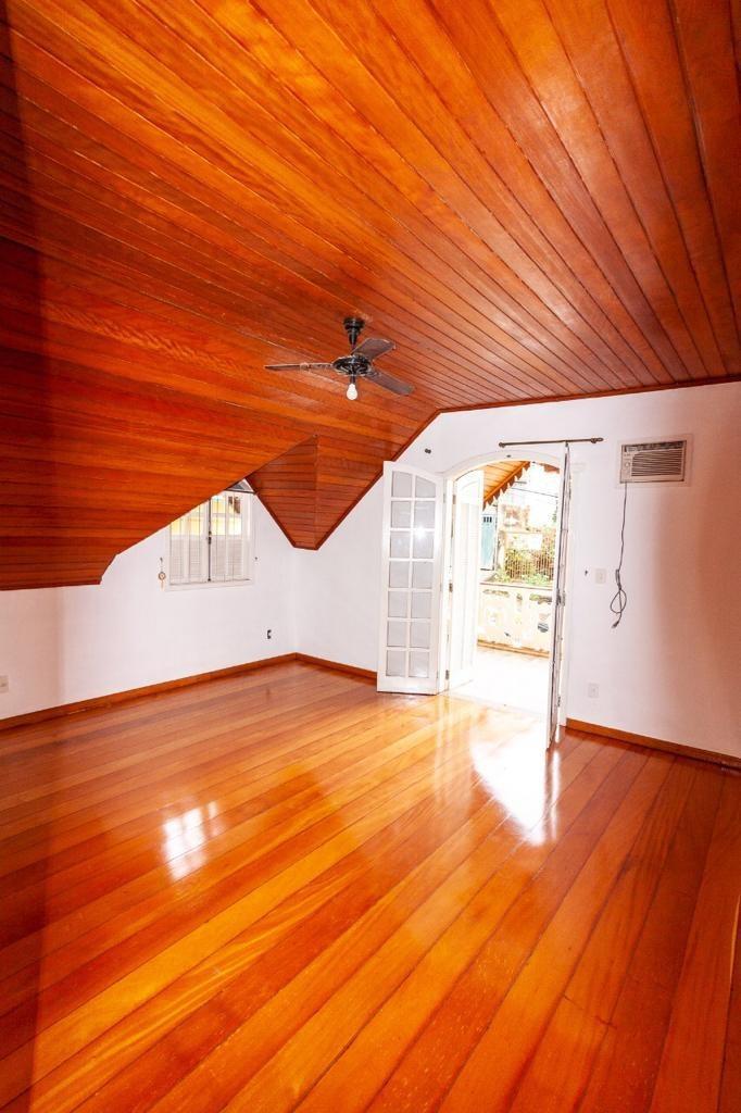 Casa, Planalto, 5 Quartos, 5 Vagas, 2 Suítes