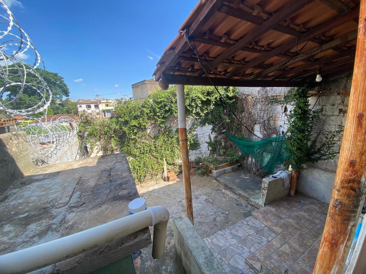 Casa, Centro, 2 Quartos, 0 Vaga