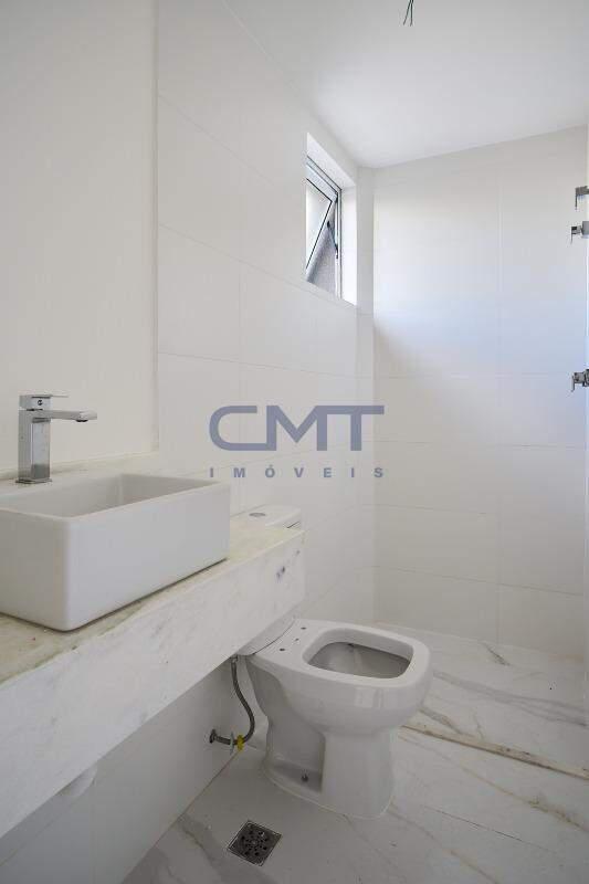 Apartamento, Funcionários, 2 Quartos, 2 Vagas, 1 Suíte