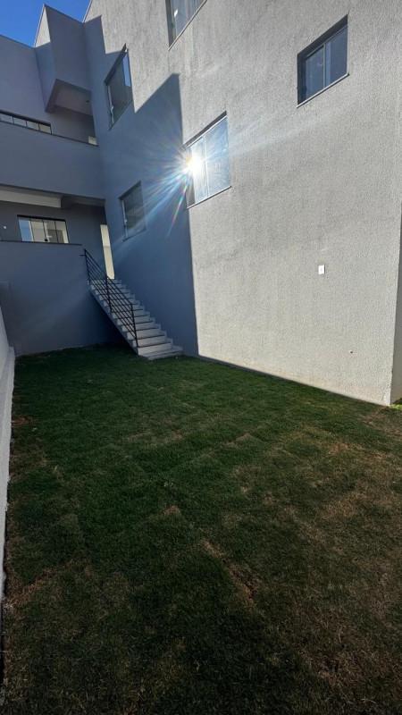 Casa, Nacional, 2 Quartos, 1 Vaga, 1 Suíte