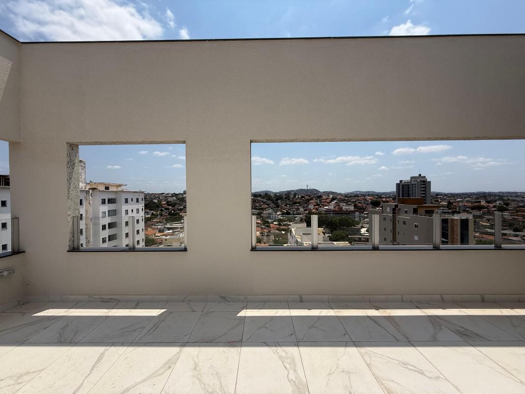 Cobertura, Santa Mônica, 2 Quartos, 2 Vagas, 1 Suíte